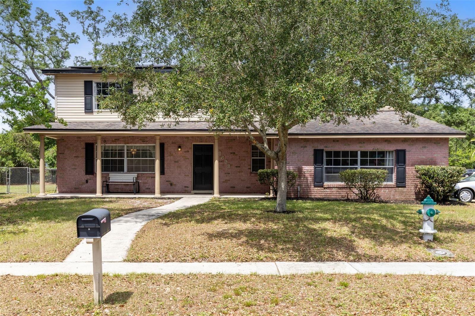 8698 Hillside Drive — photo