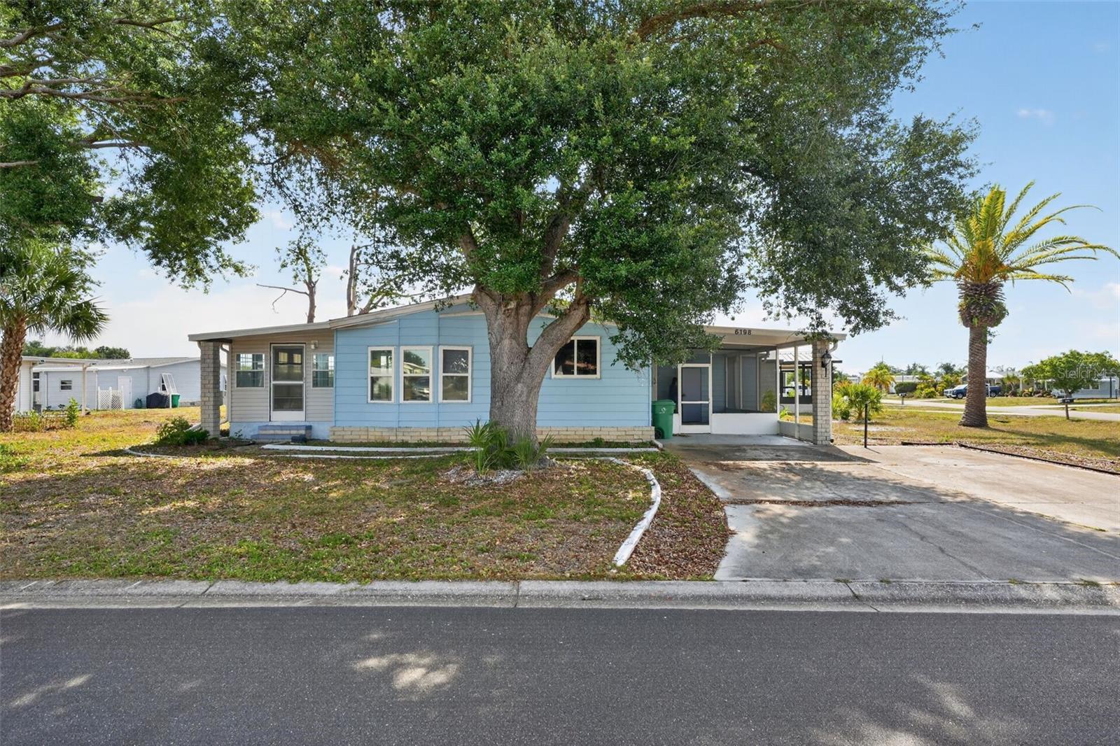 6198 Oriole Boulevard — photo