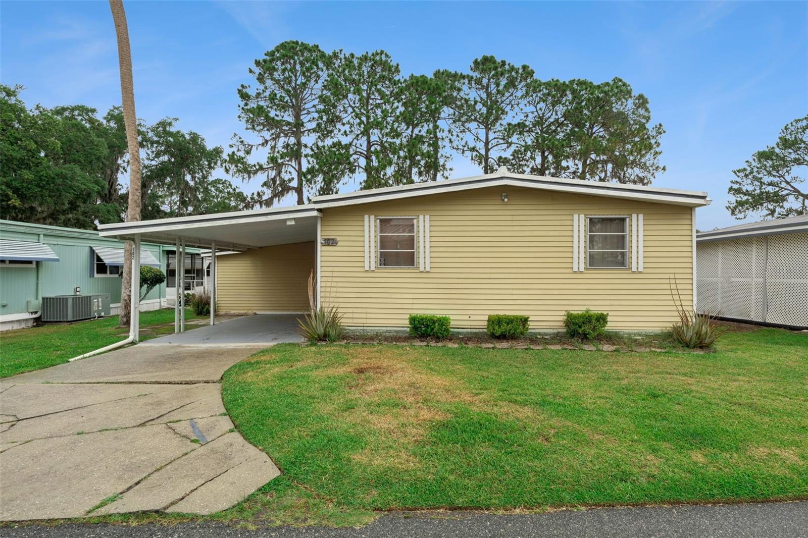 102 Parkland Drive — photo