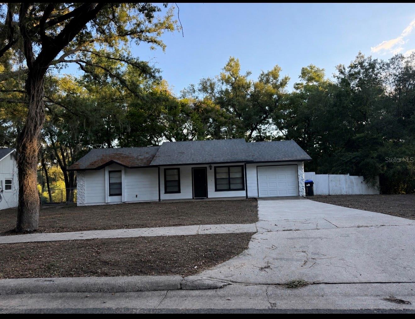 7320 Anstead Circle — photo