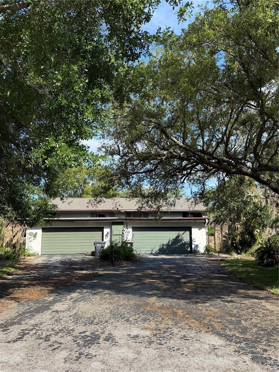 8 Canterbury Drive — photo