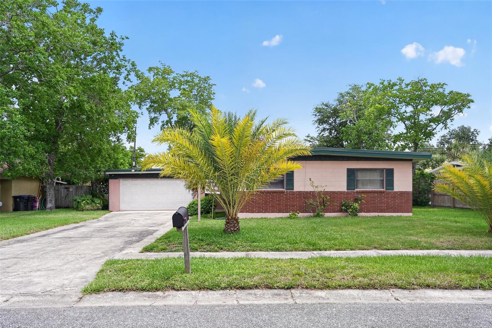 580 Gardenia Circle — photo