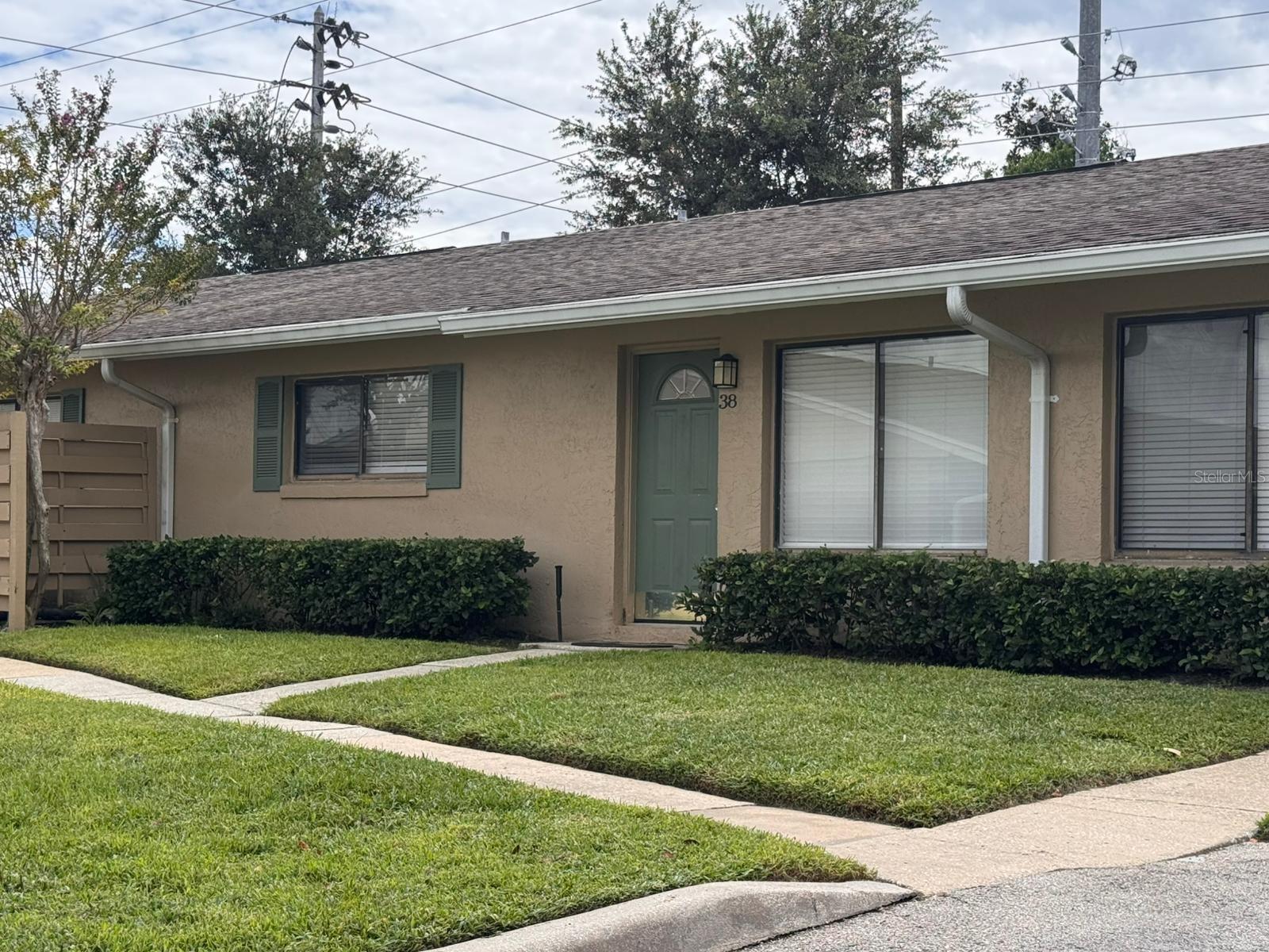 725 Northlake Boulevard 38 — photo