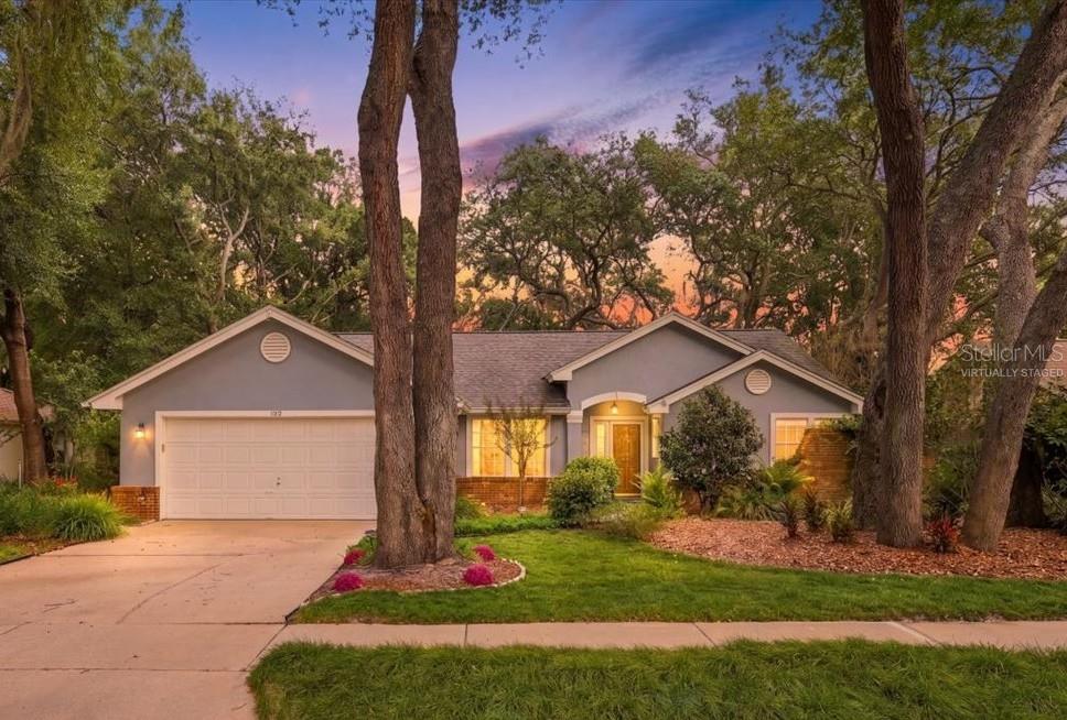 309 Oak Leaf Circle — photo