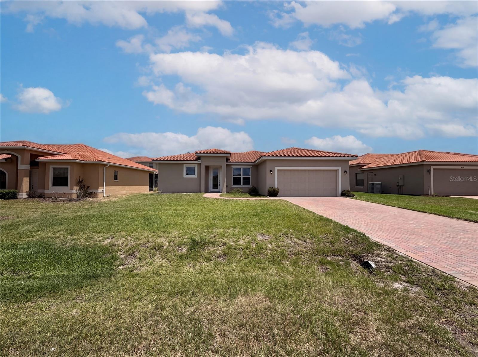446 Cinnamon Drive — photo