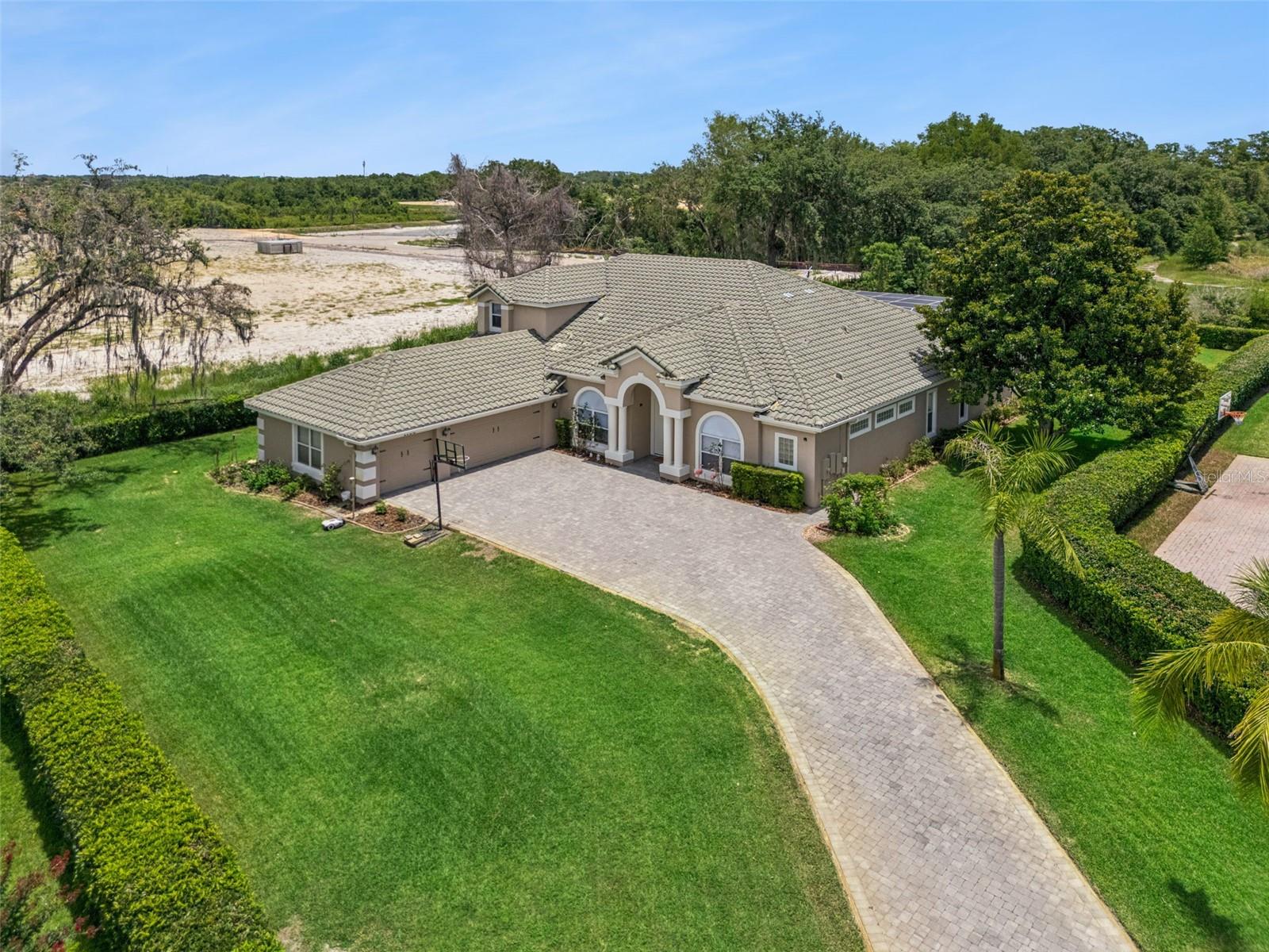 1700 Lake Roberts Court — photo