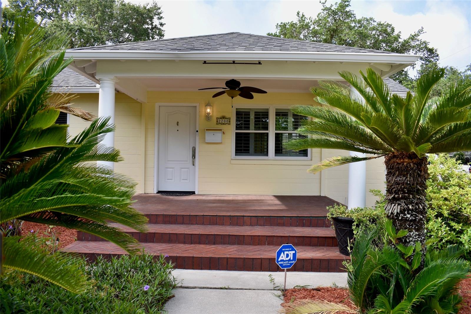 2200 E Gore Street — photo
