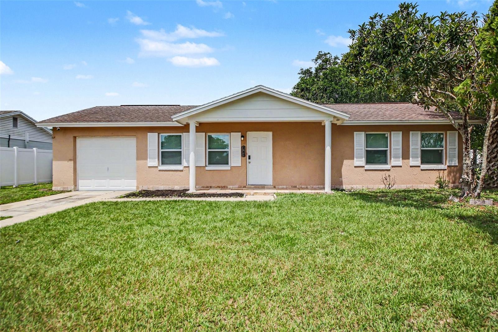140 Guaymas Drive — photo
