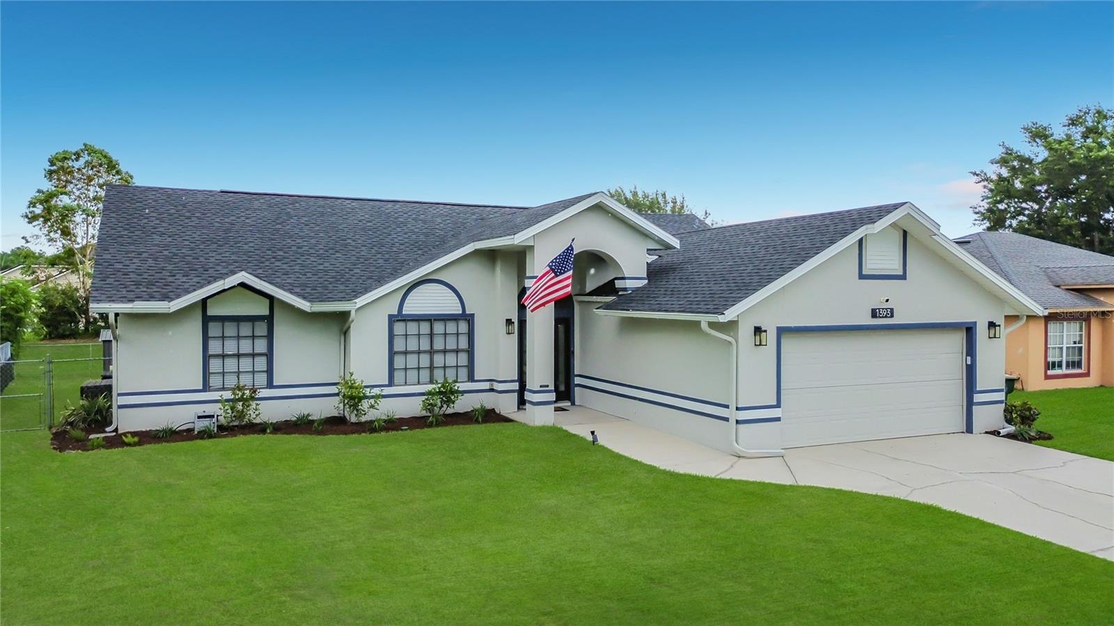 1393 Wood Lake Circle — photo