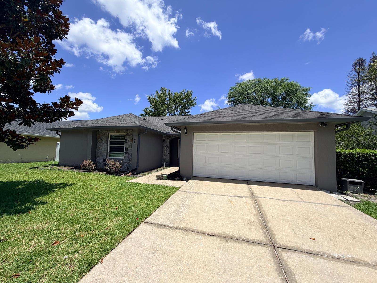 1083 Beckstrom Dr — photo