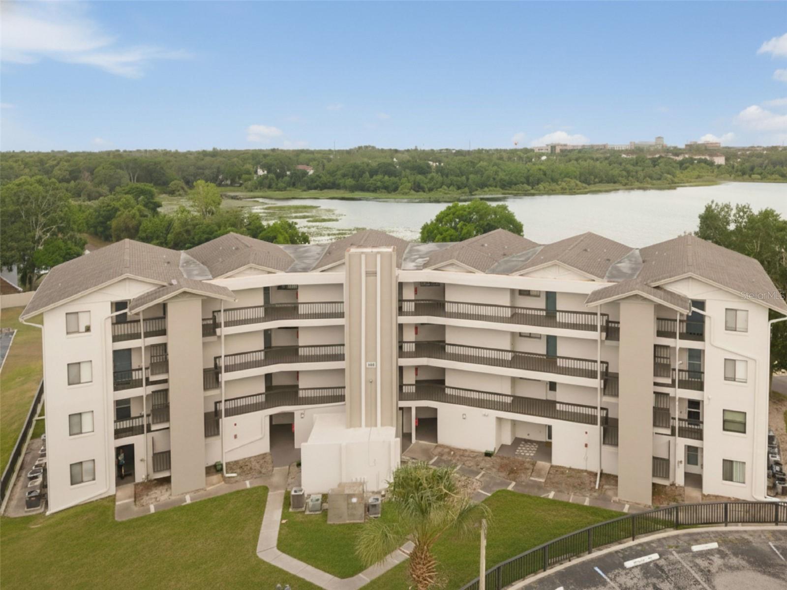1068 Lotus Parkway 834 — photo