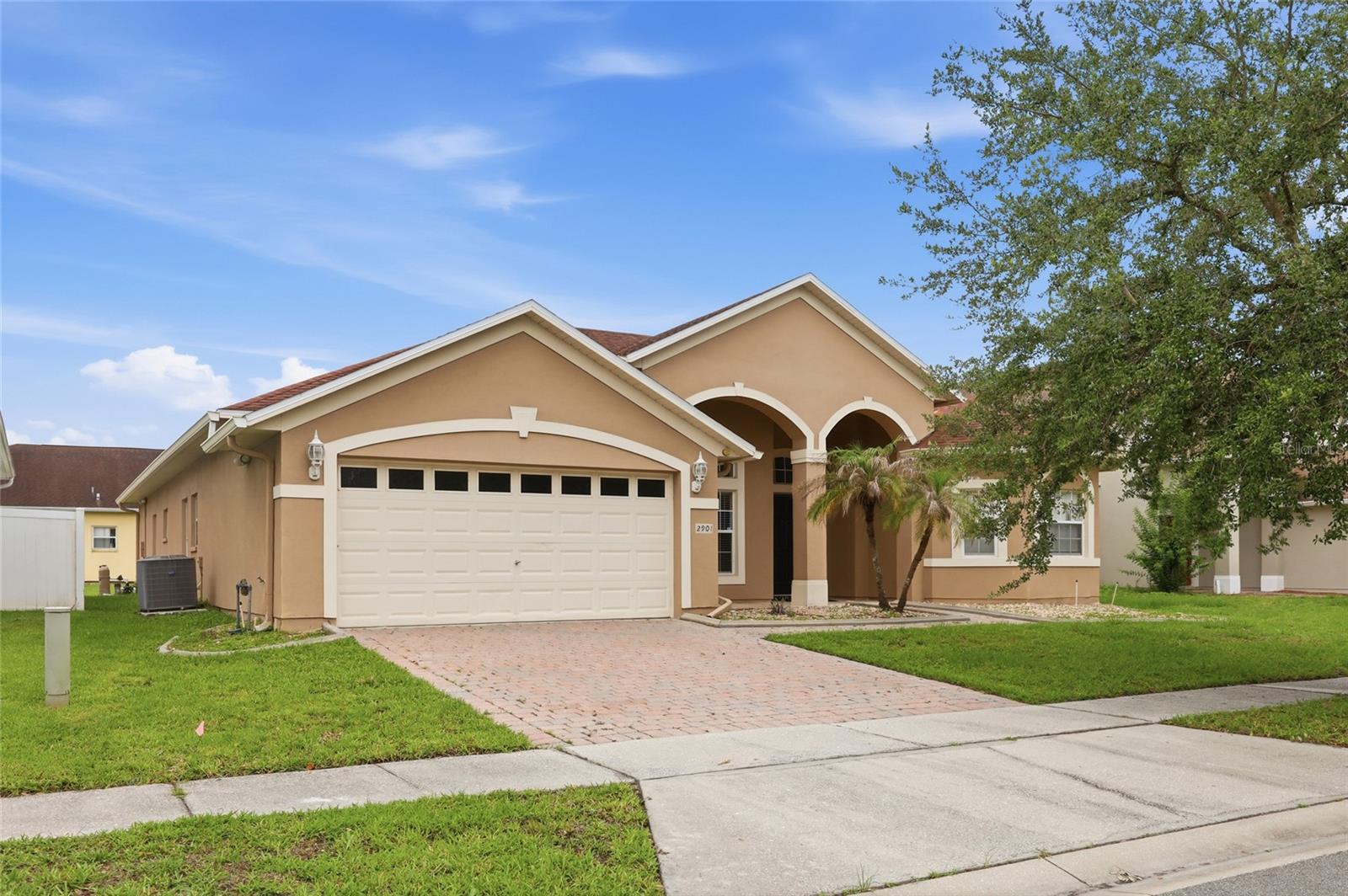 2901 Sweetspire Circle — photo