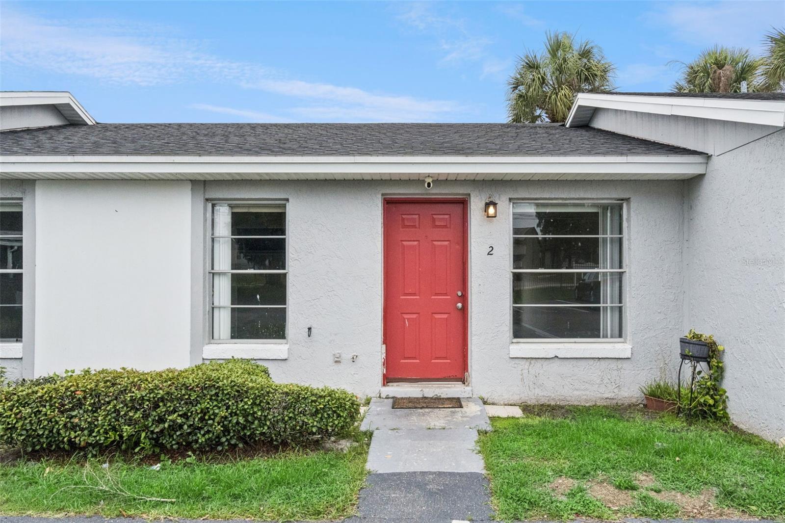 2 Lake Villa Way — photo