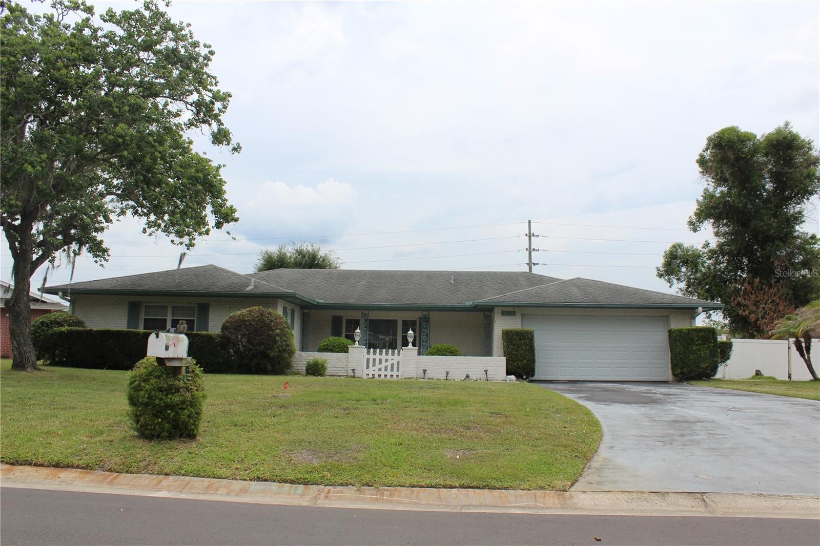 2324 Haley Court — photo