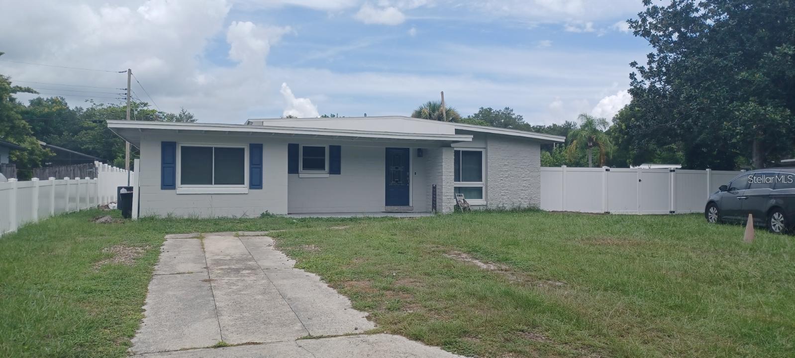 156 Pinecrest Dr — photo