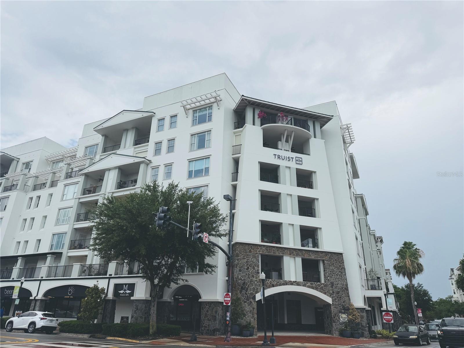 2305 Edgewater Drive 1708 — photo