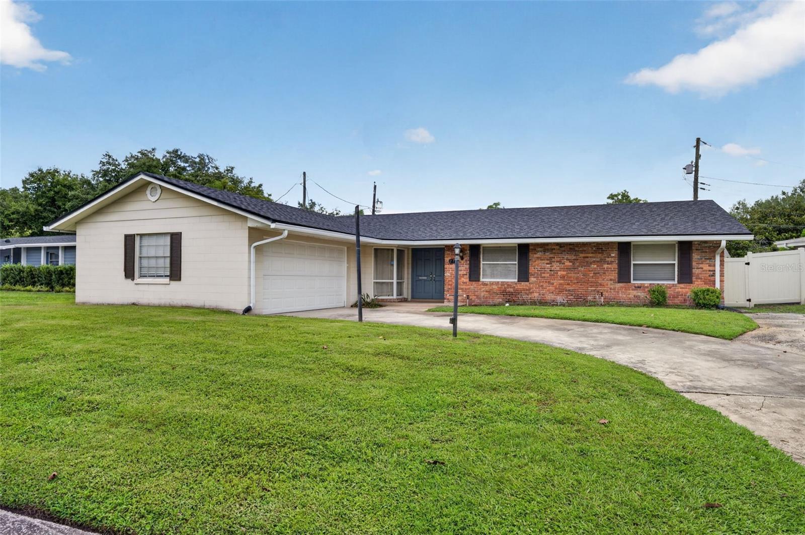 2715 Prince John Road — photo
