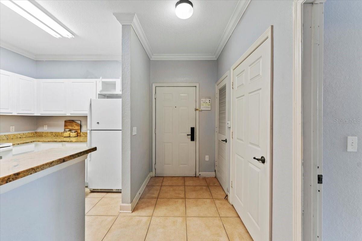 Home in DAVENPORT, FL 33896 — photo 2