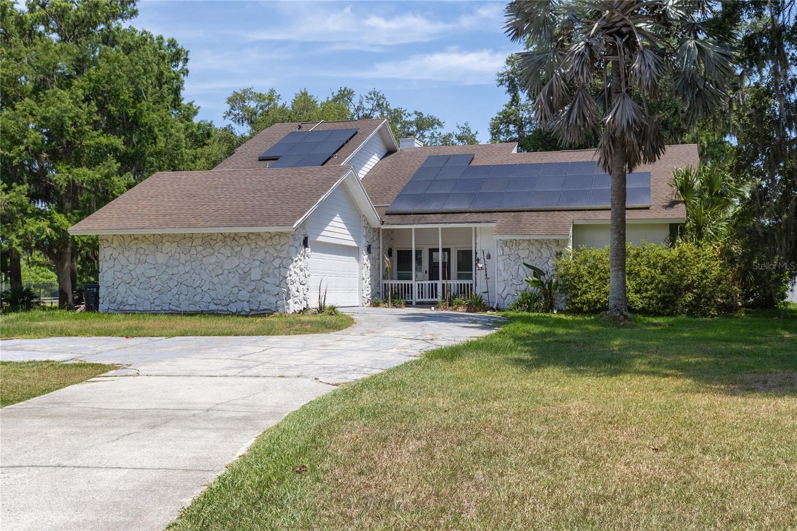 3181 Whisper Wind Drive — photo