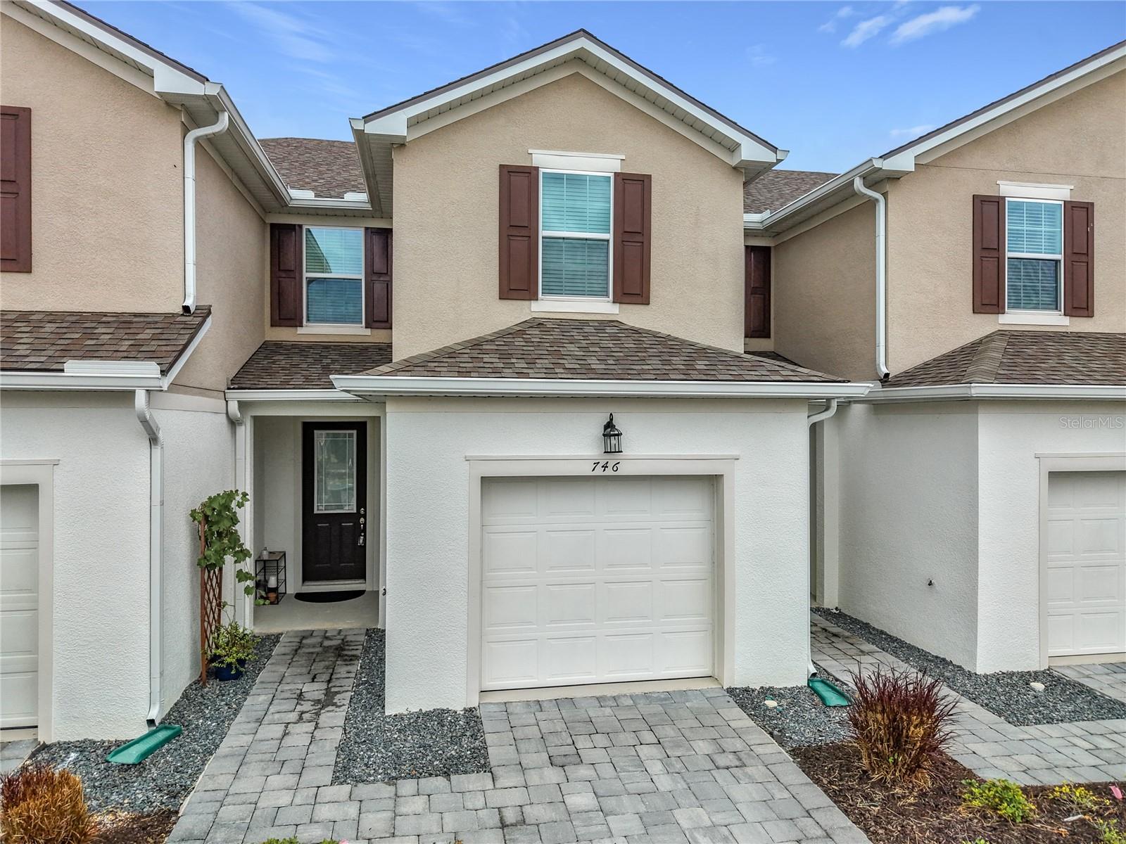 746 Spring Palms Loop — photo