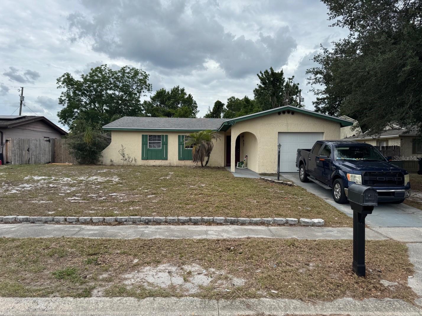 907 Hyland Springs Drive — photo