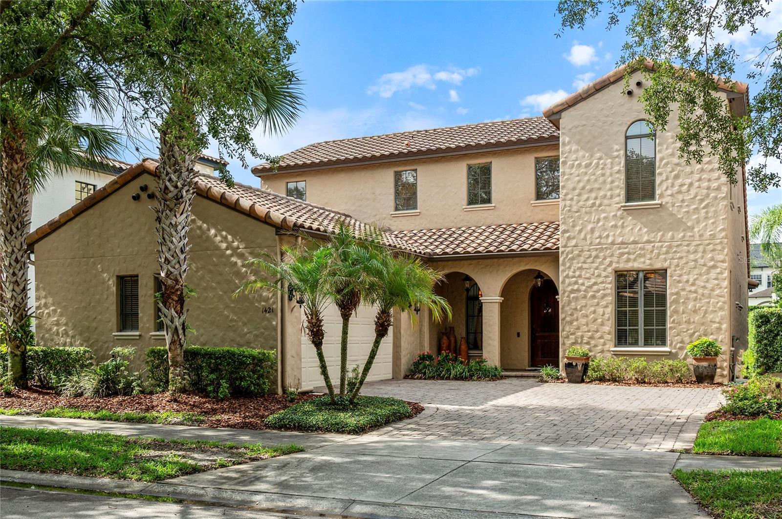 1421 Chapman Circle — photo