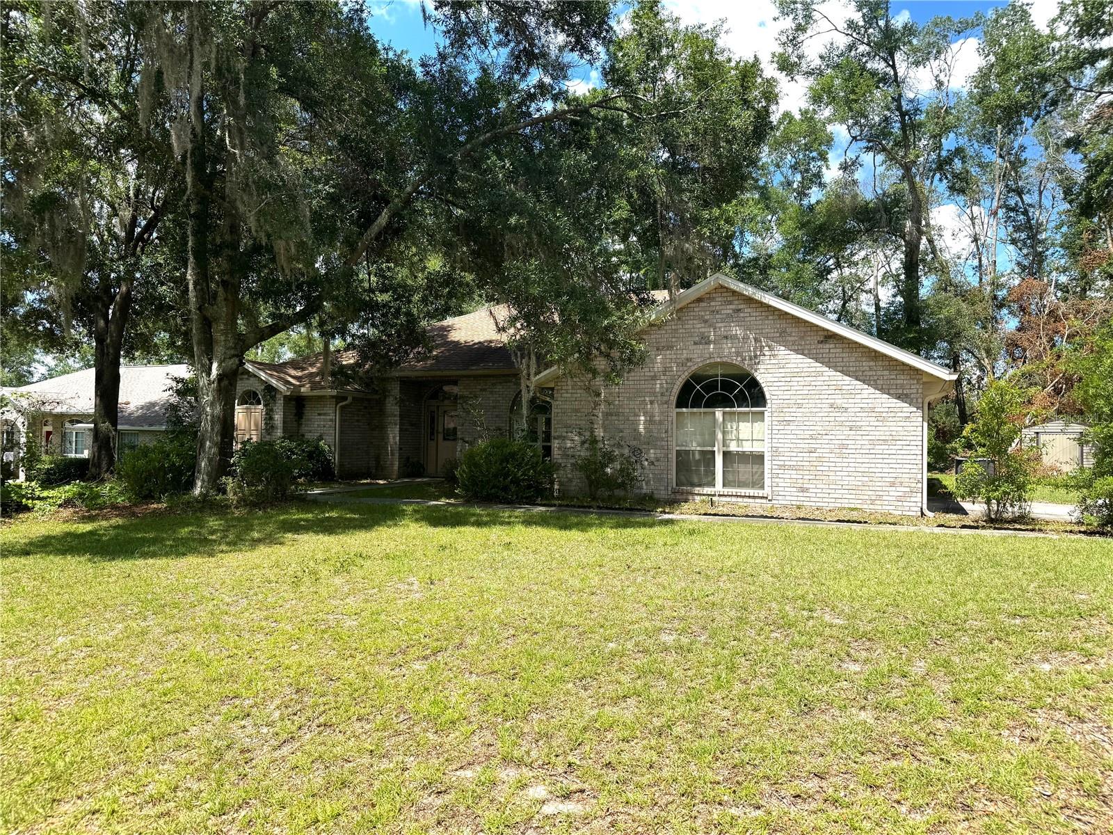 571 NW Zack Drive — photo