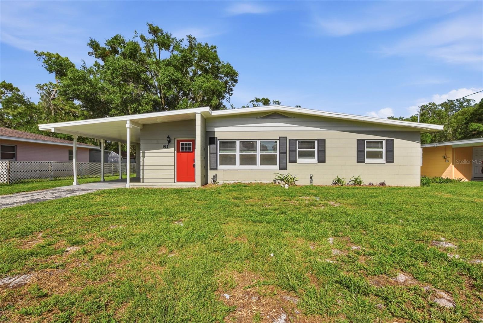 917 Kensington Drive — photo