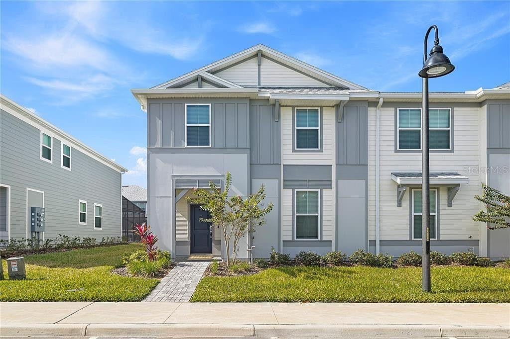 1280 Blue Island Drive — photo