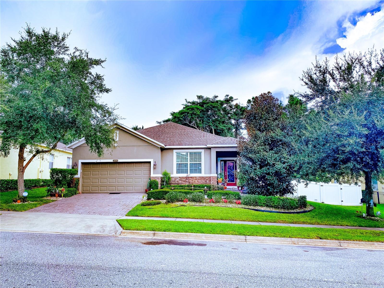 2379 Pickford Circle — photo