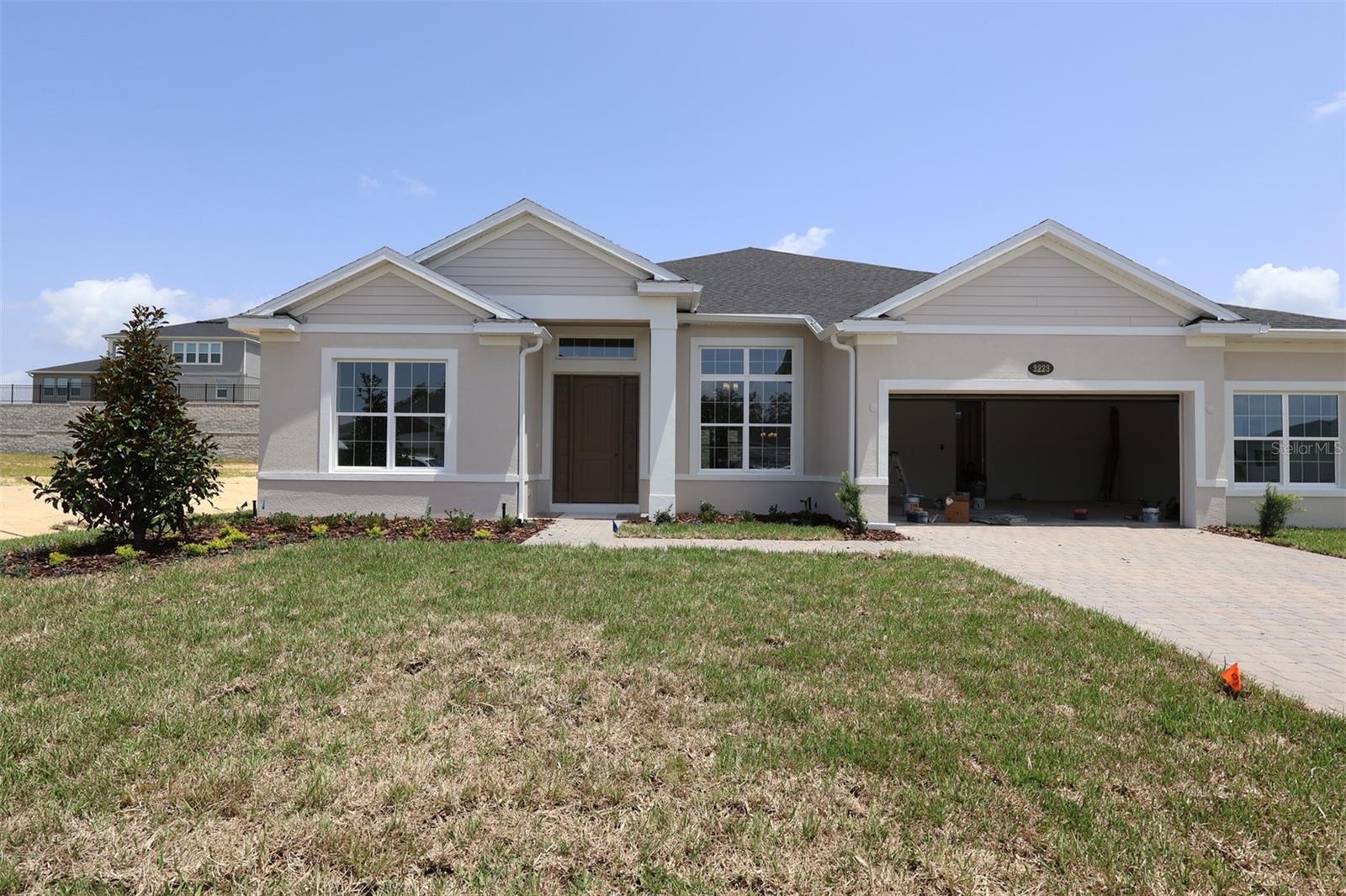 3223 Roseville Drive — photo