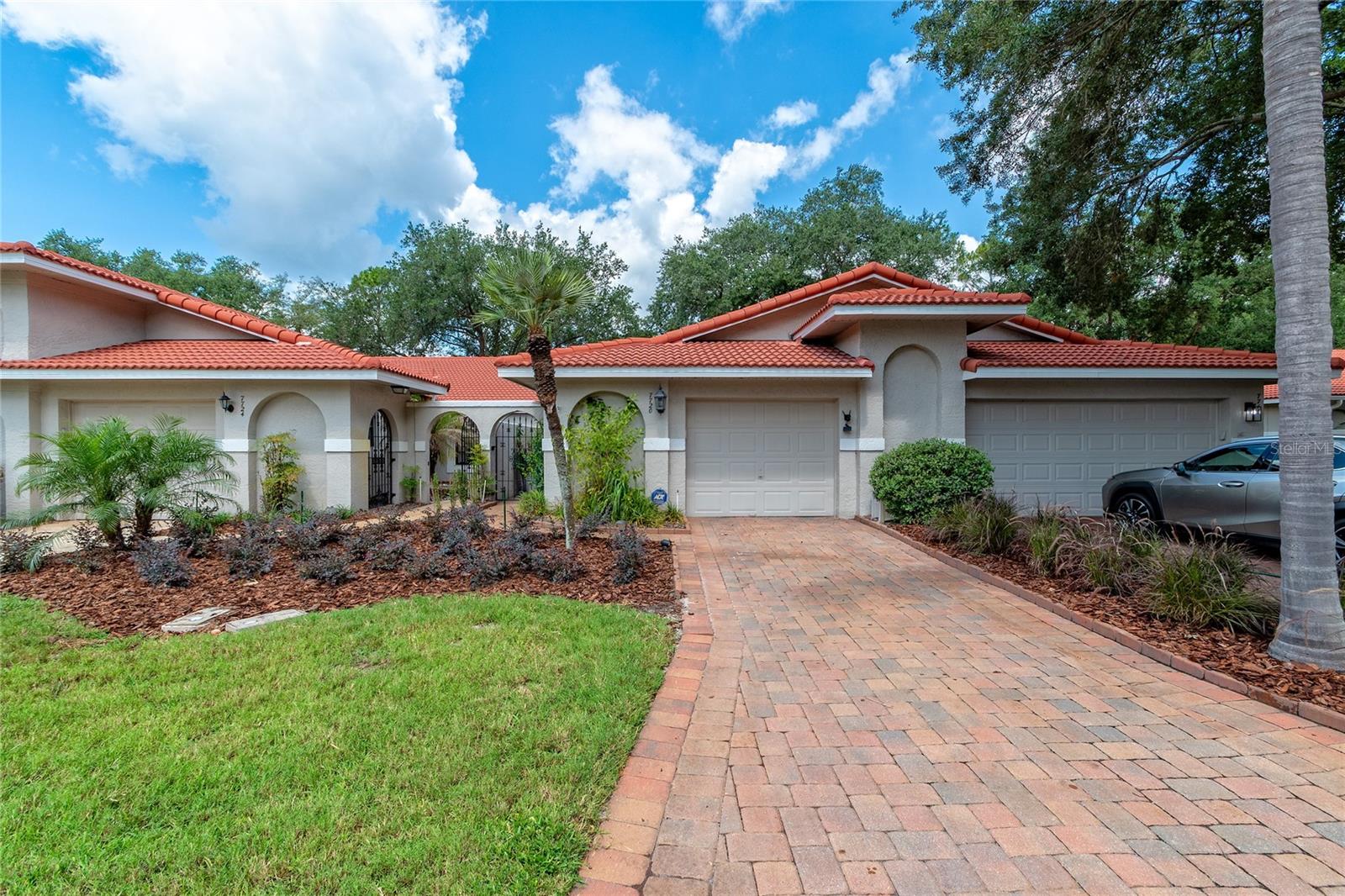 7720 Chapelhill Drive — photo