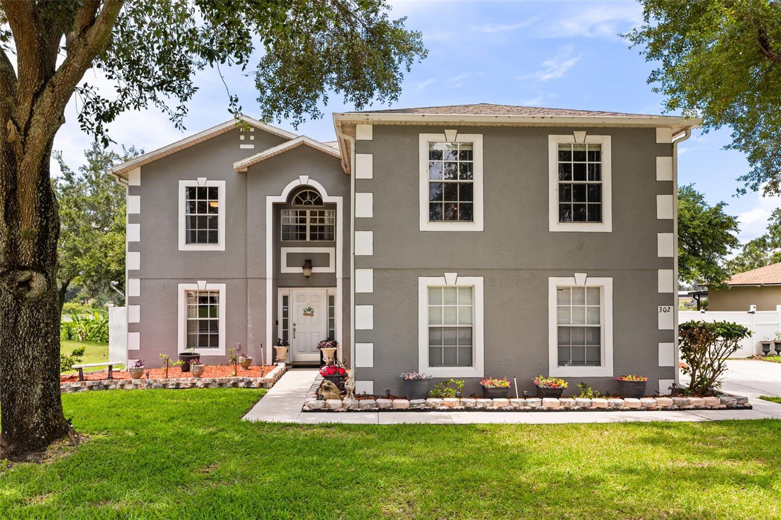 302 Lake Shepard Drive — photo
