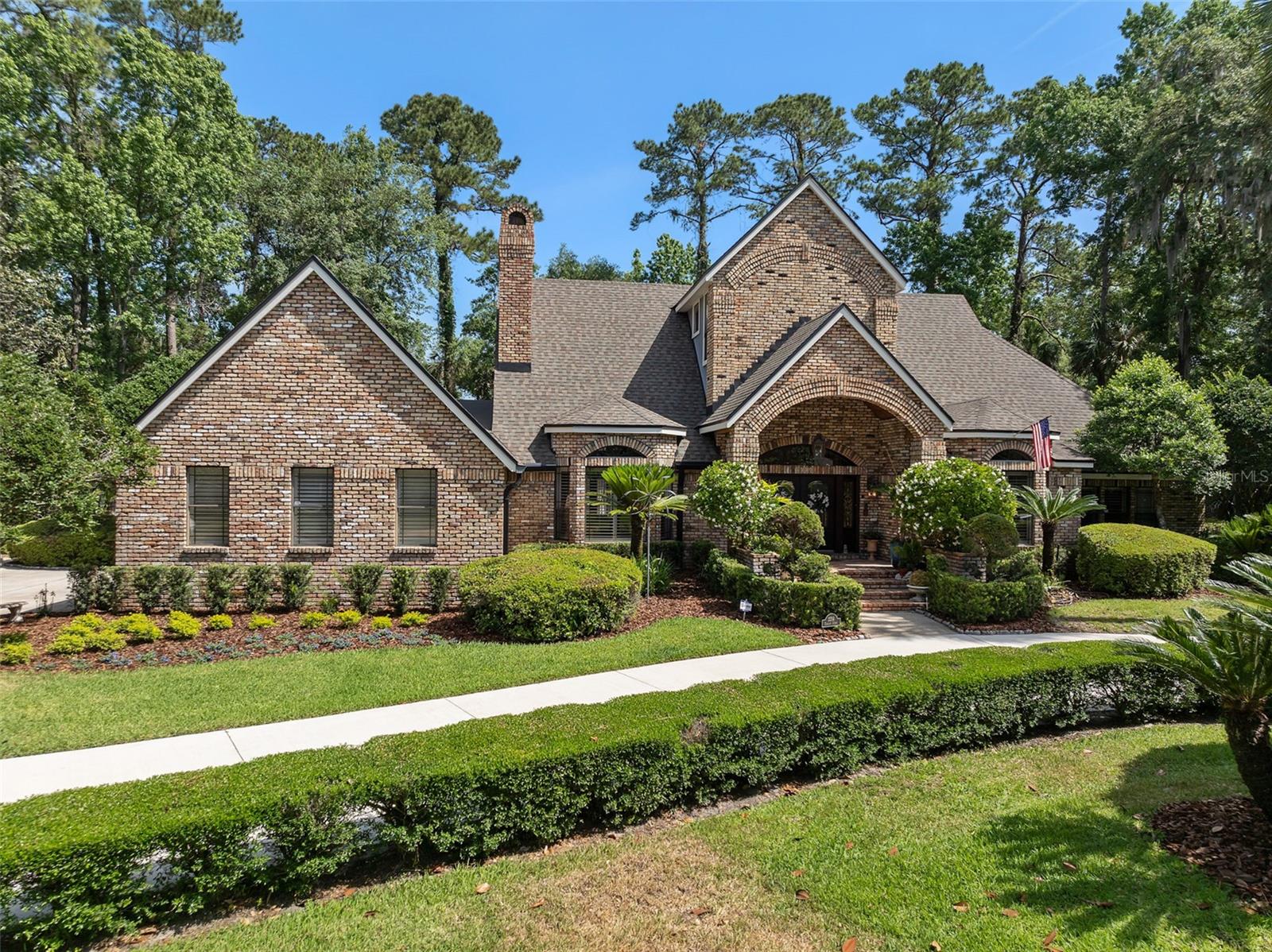 2214 Earleaf Court — photo