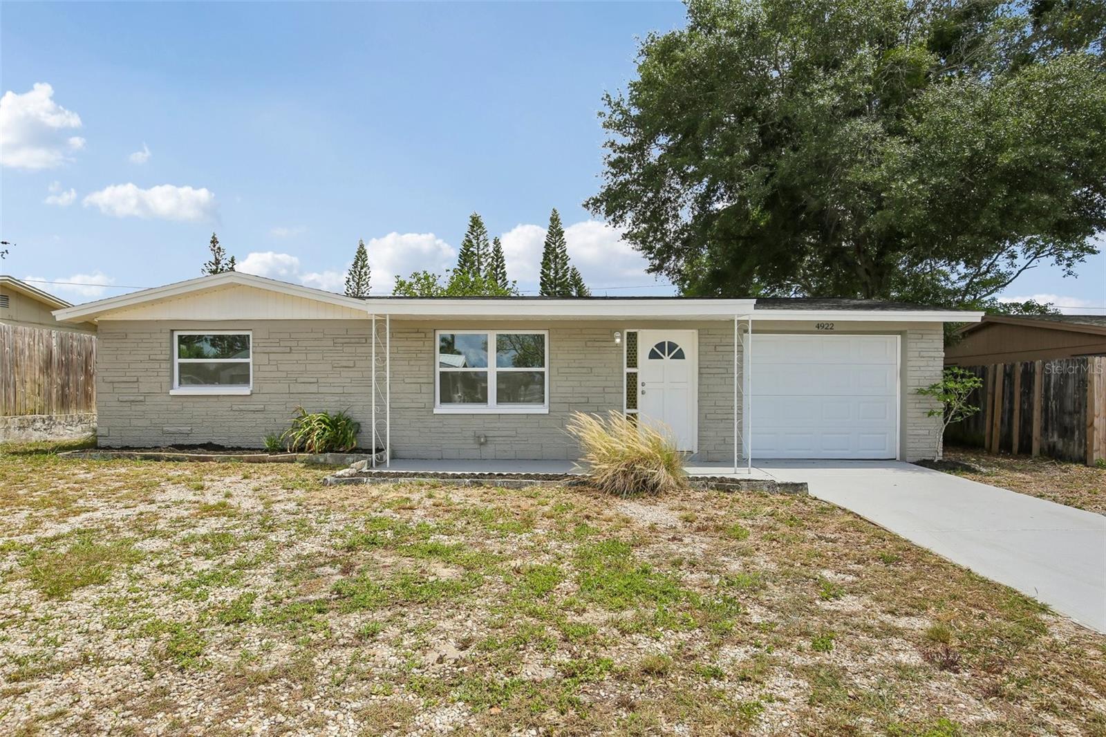 4922 Panorama Avenue — photo