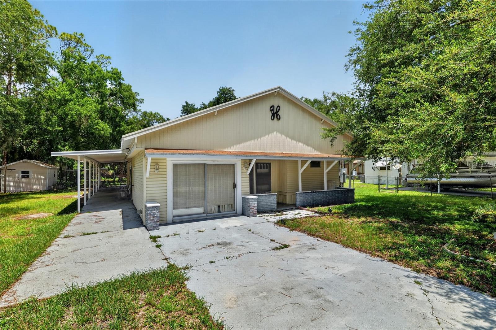 10513 Lynnwood Avenue — photo