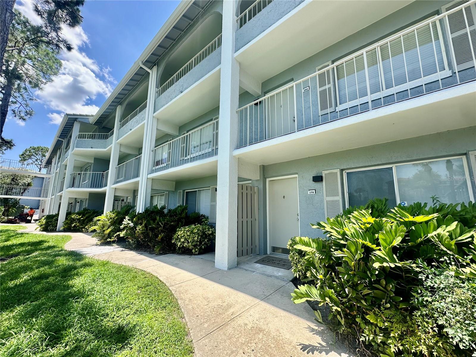 115 Oyster Bay Circle 170 — photo