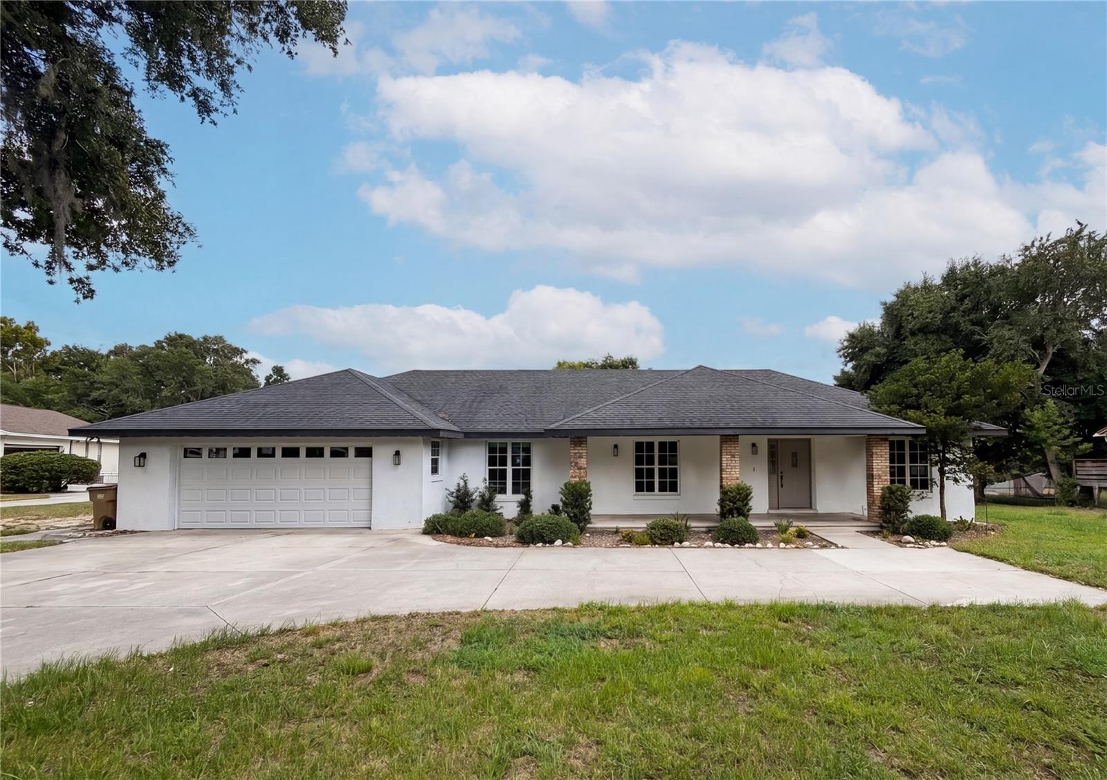 11200 Rosehill Drive — photo