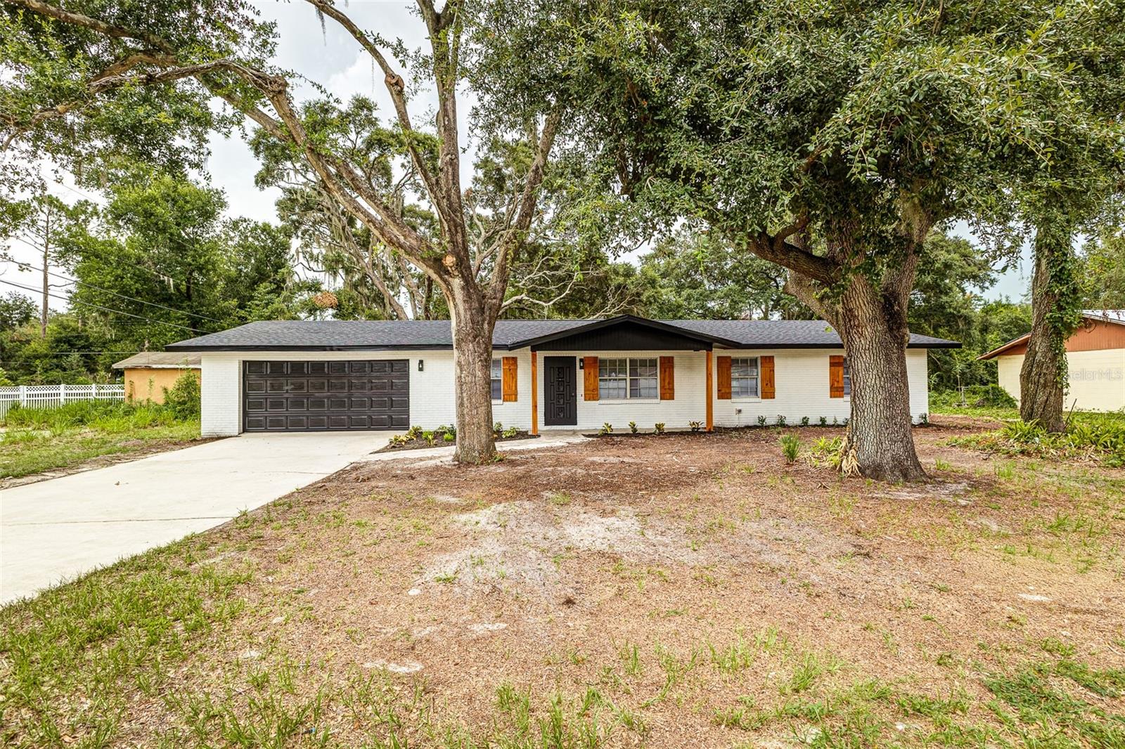 5421 Lake Luther Road — photo
