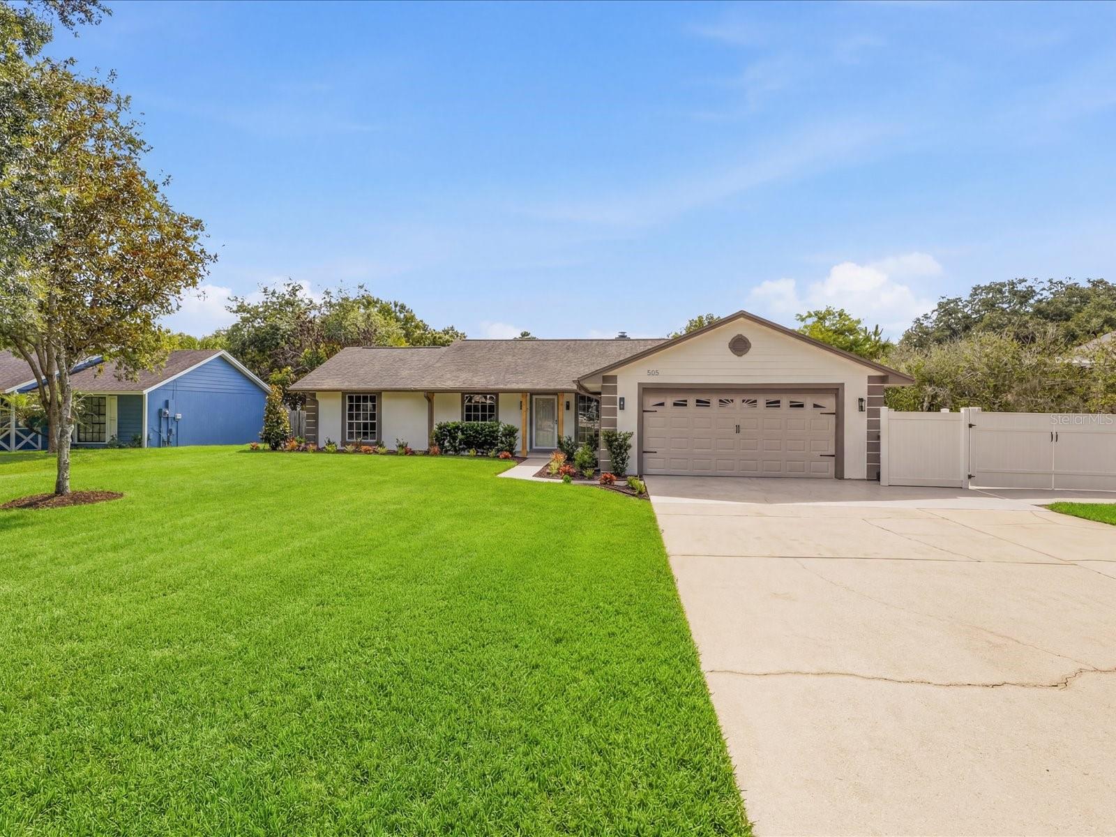 505 Lake Charm Drive — photo