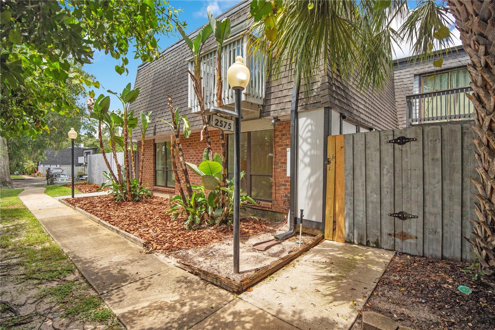 2577 Derbyshire Circle — photo