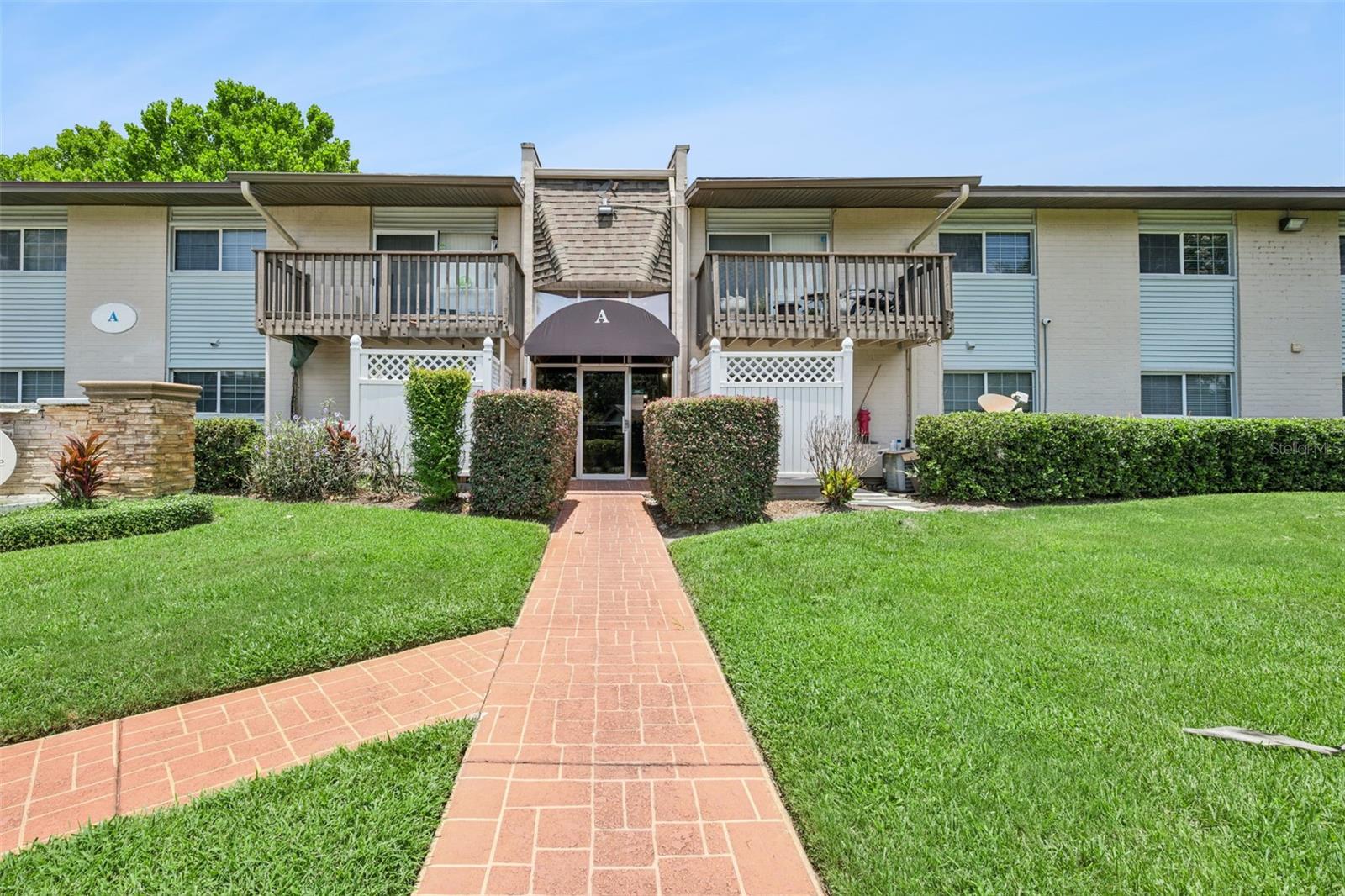 1695 Lee Road a116 — photo