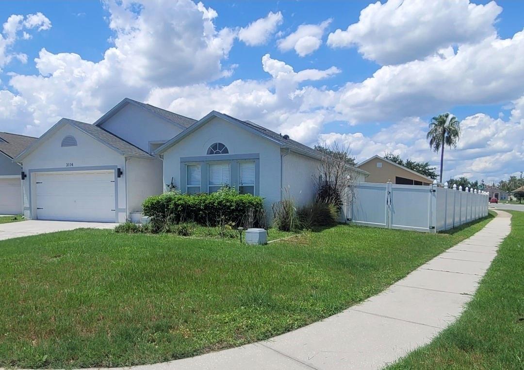 3114 Stern Court — photo