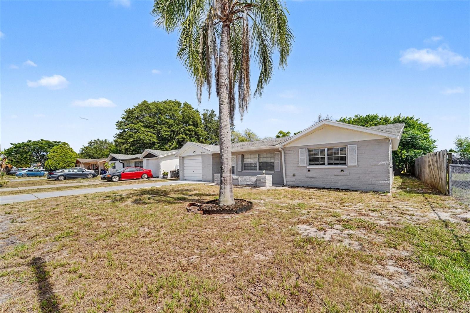 7520 Camelot Road — photo