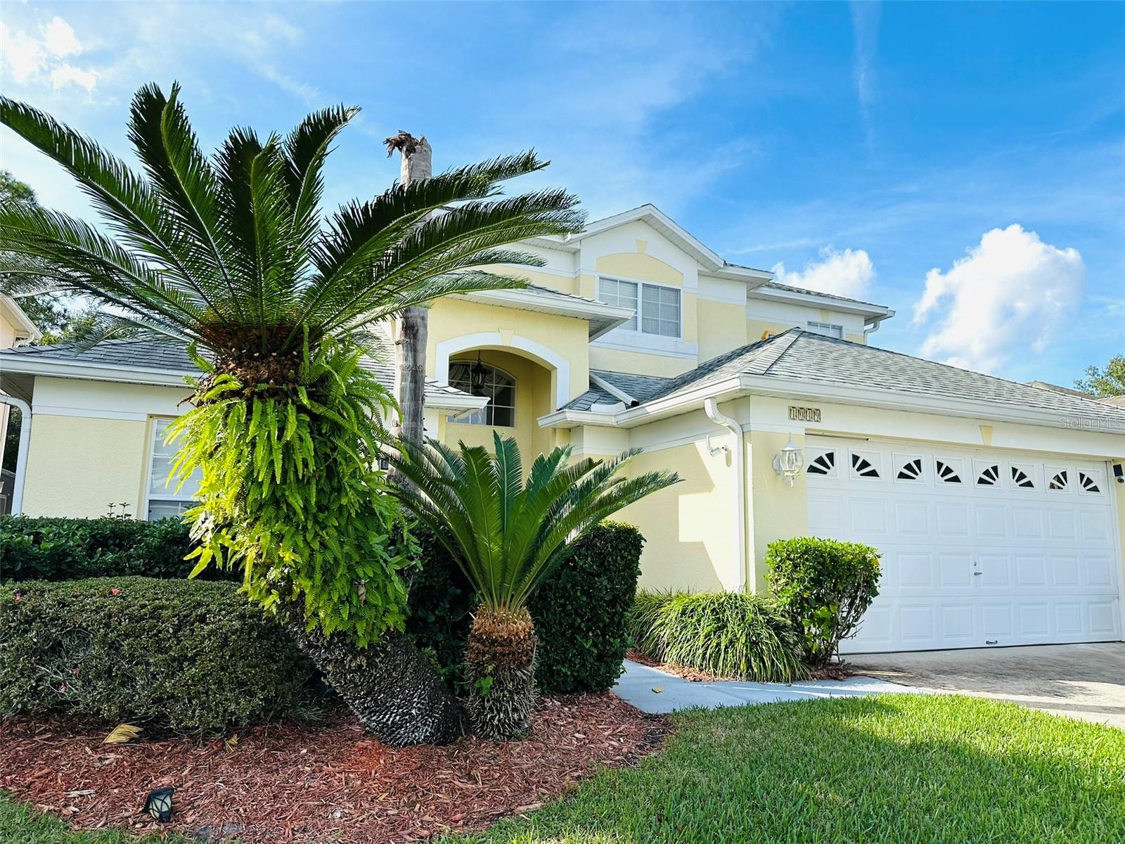 1049 Lake Berkley Drive — photo