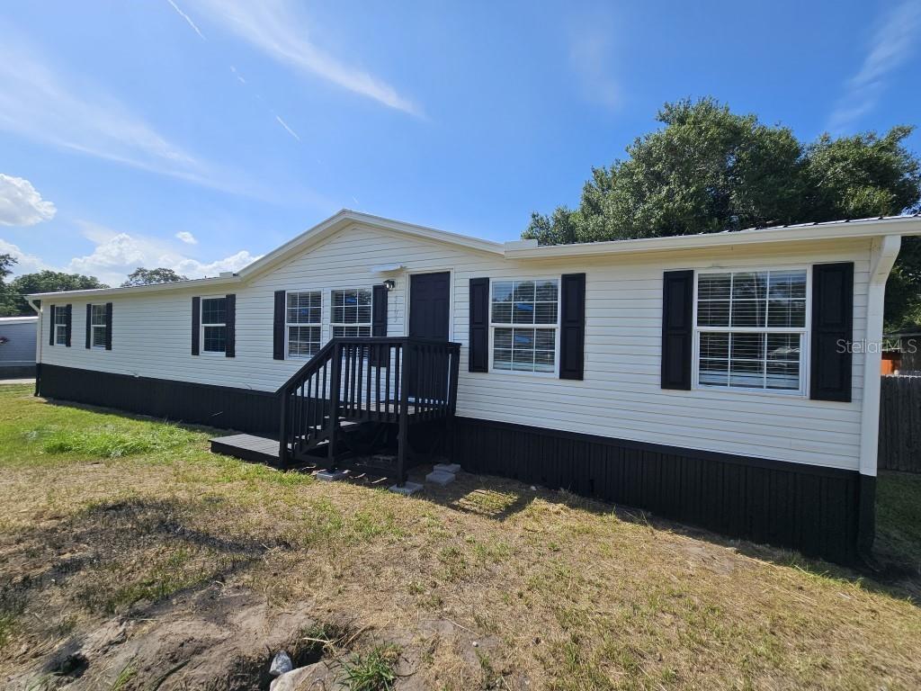 5105 Countryside Court — photo