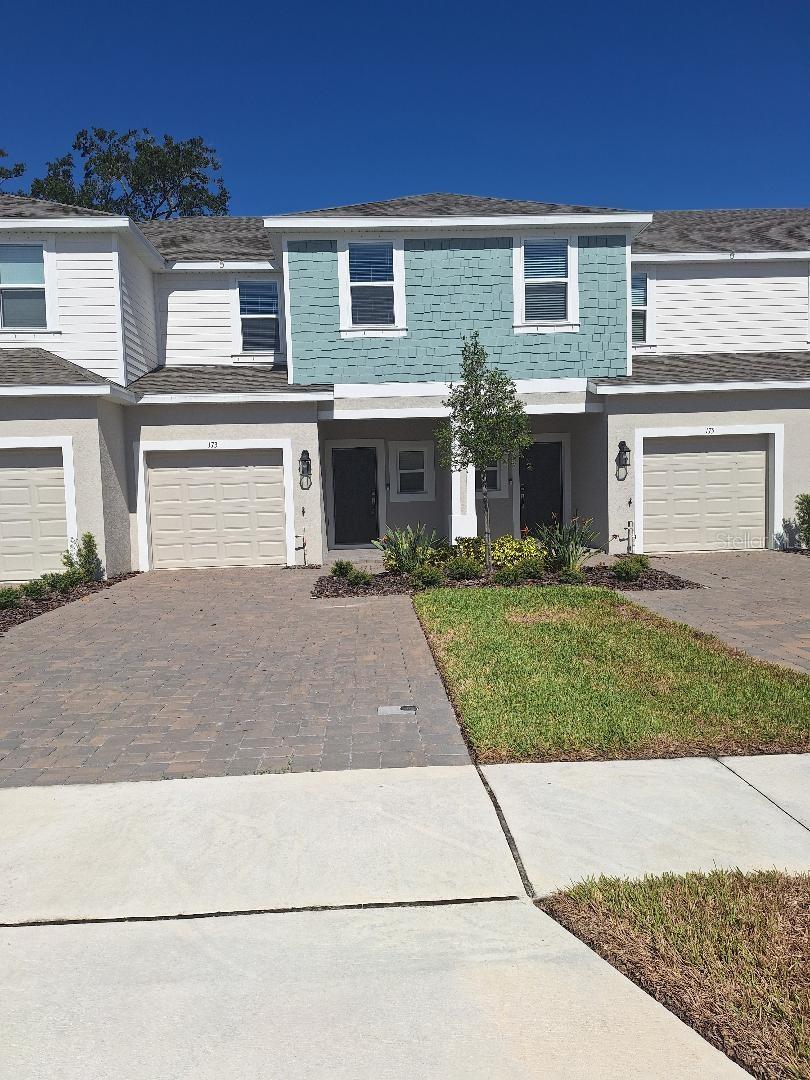 173 River Front Way — photo