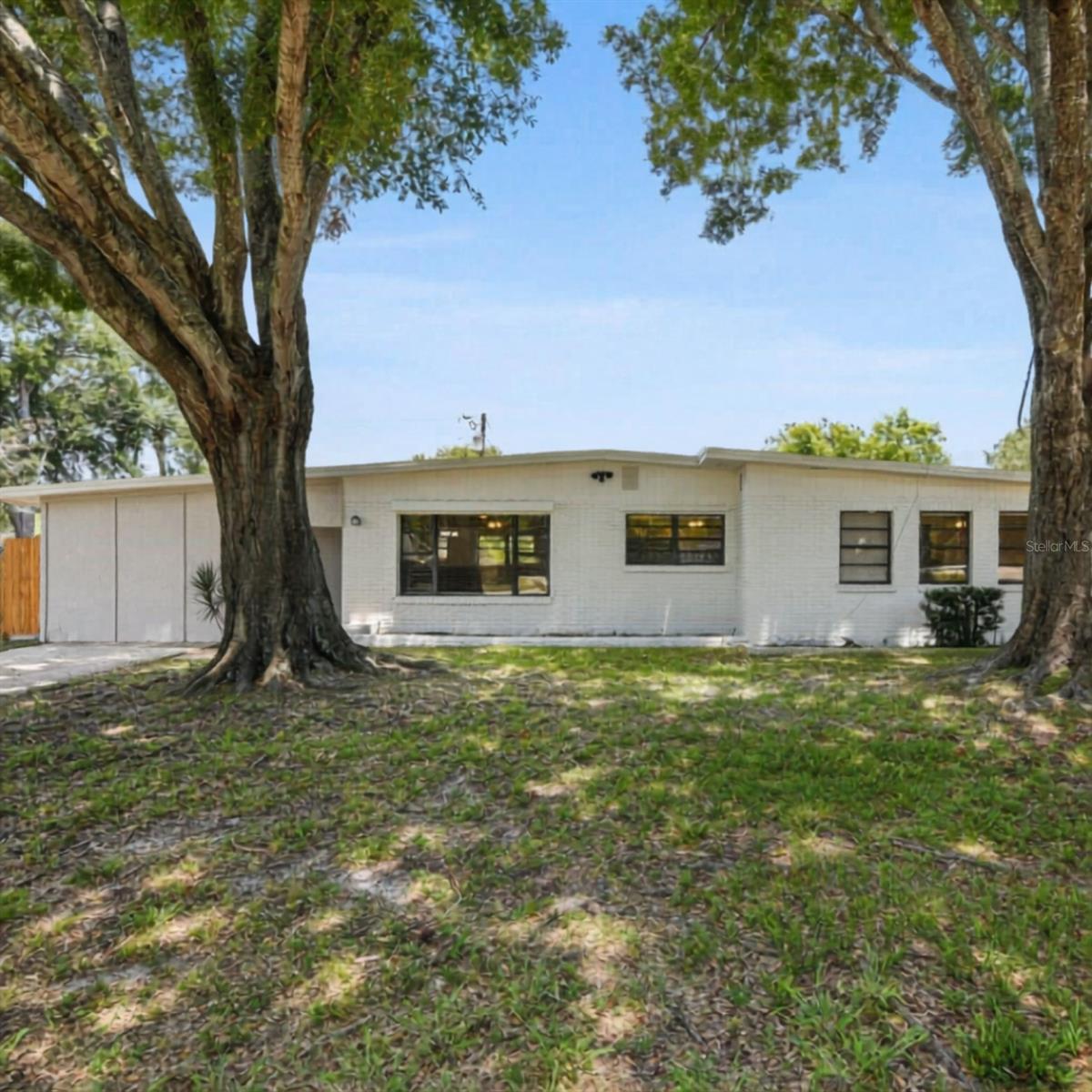 1202 Princeton Rd — photo