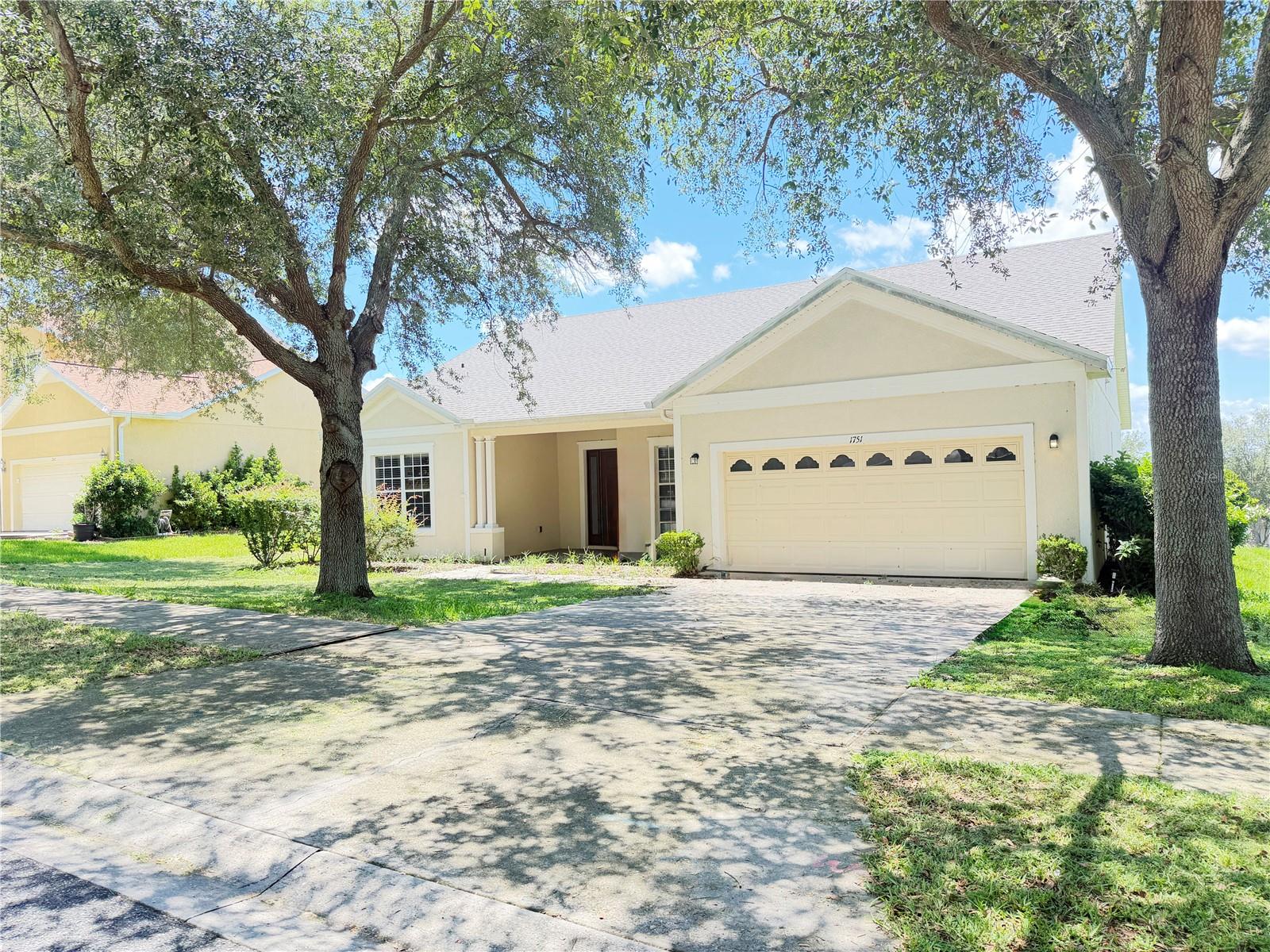 1751 Southern Oak Loop — photo