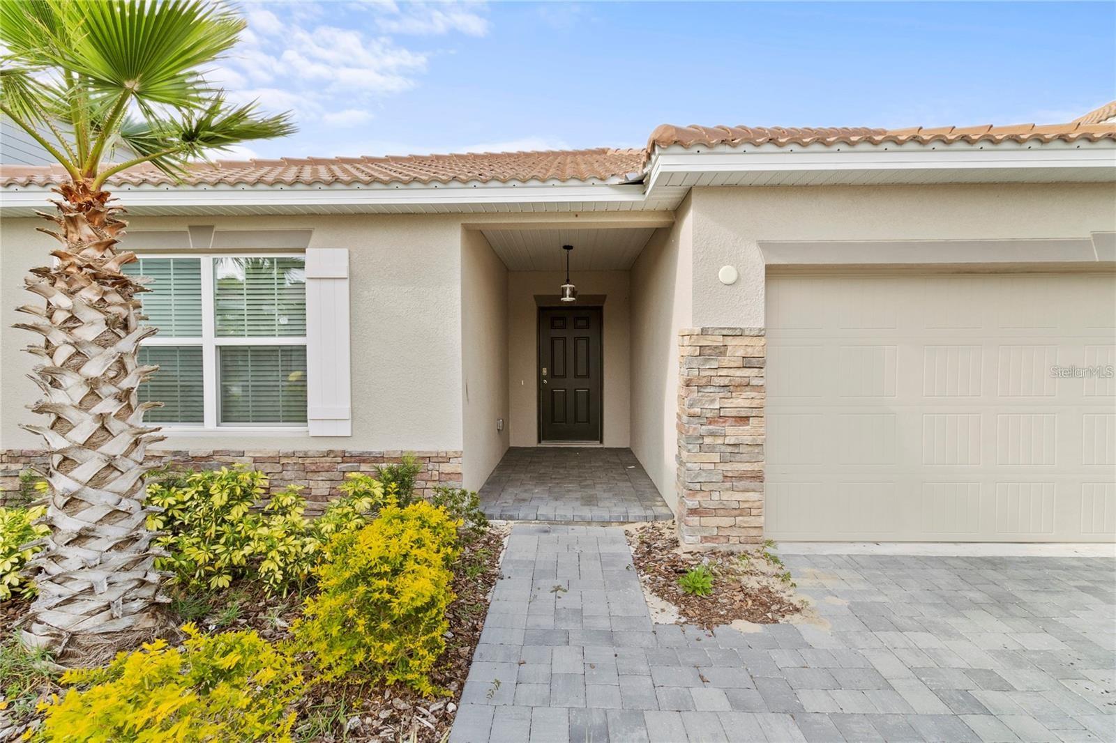 1154 Oak Bluff Drive — photo